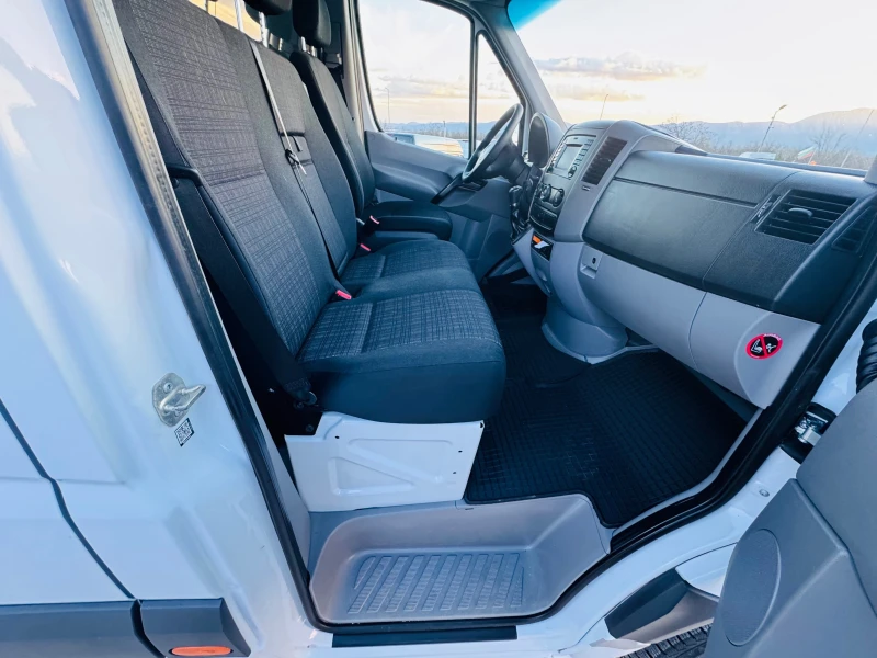 Mercedes-Benz Sprinter 316 Немски!ЧИСТО НОВ!Климатр!Камера!ТОП!EURO6, снимка 11 - Бусове и автобуси - 53405968