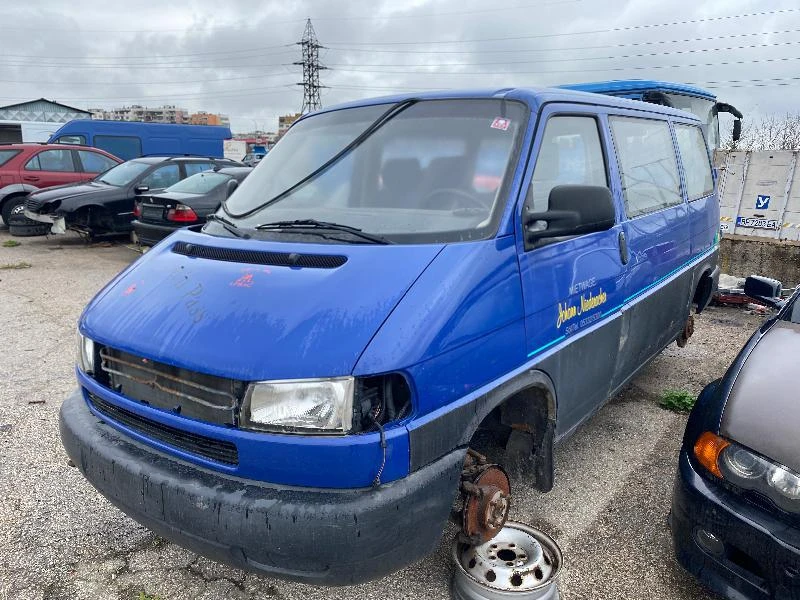 VW Transporter 2.5 TDI 4X4, снимка 3 - Бусове и автобуси - 42199921