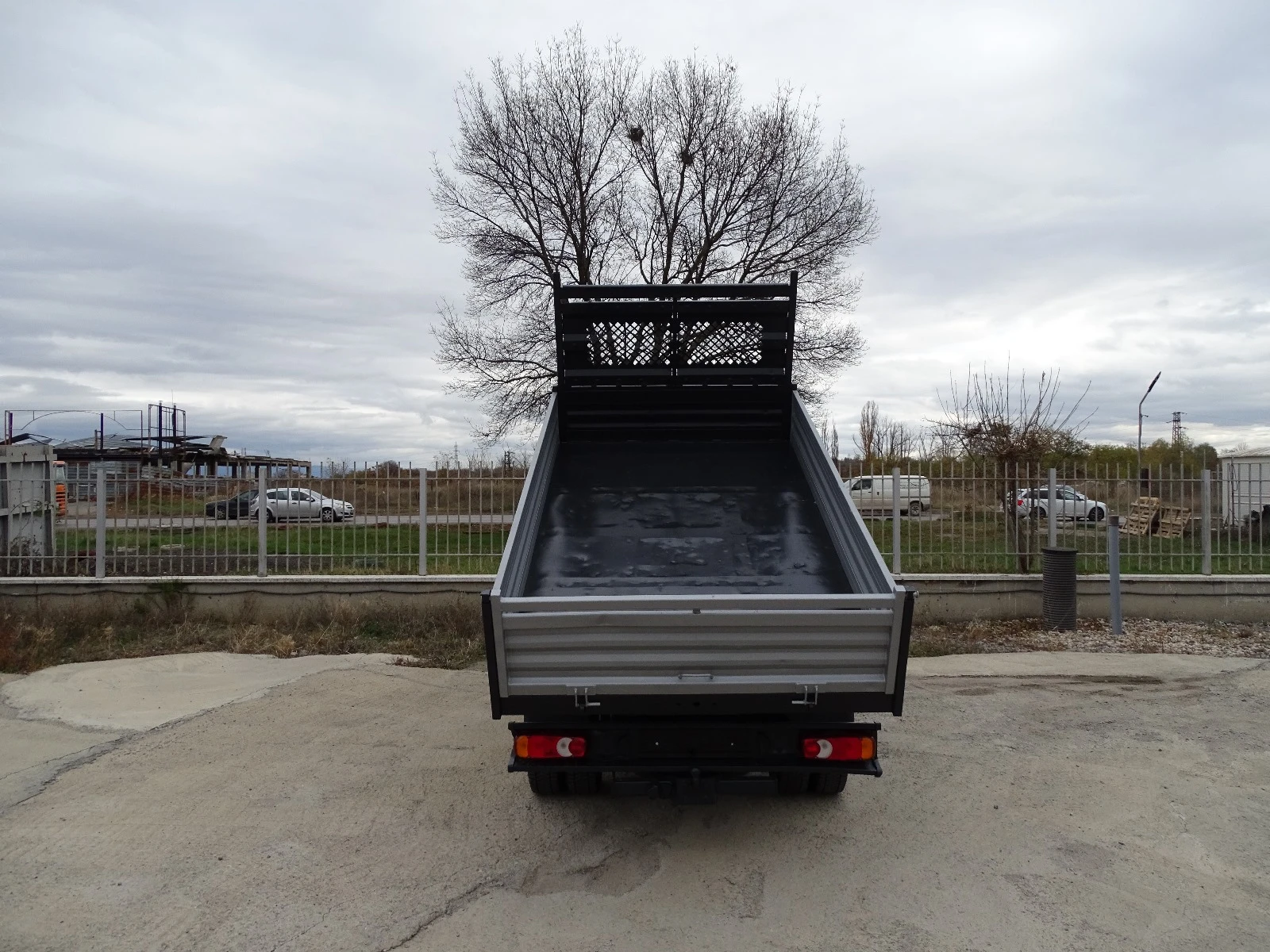 Nissan Capstar * * * * * * * * * * * *  | Mobile.bg   11