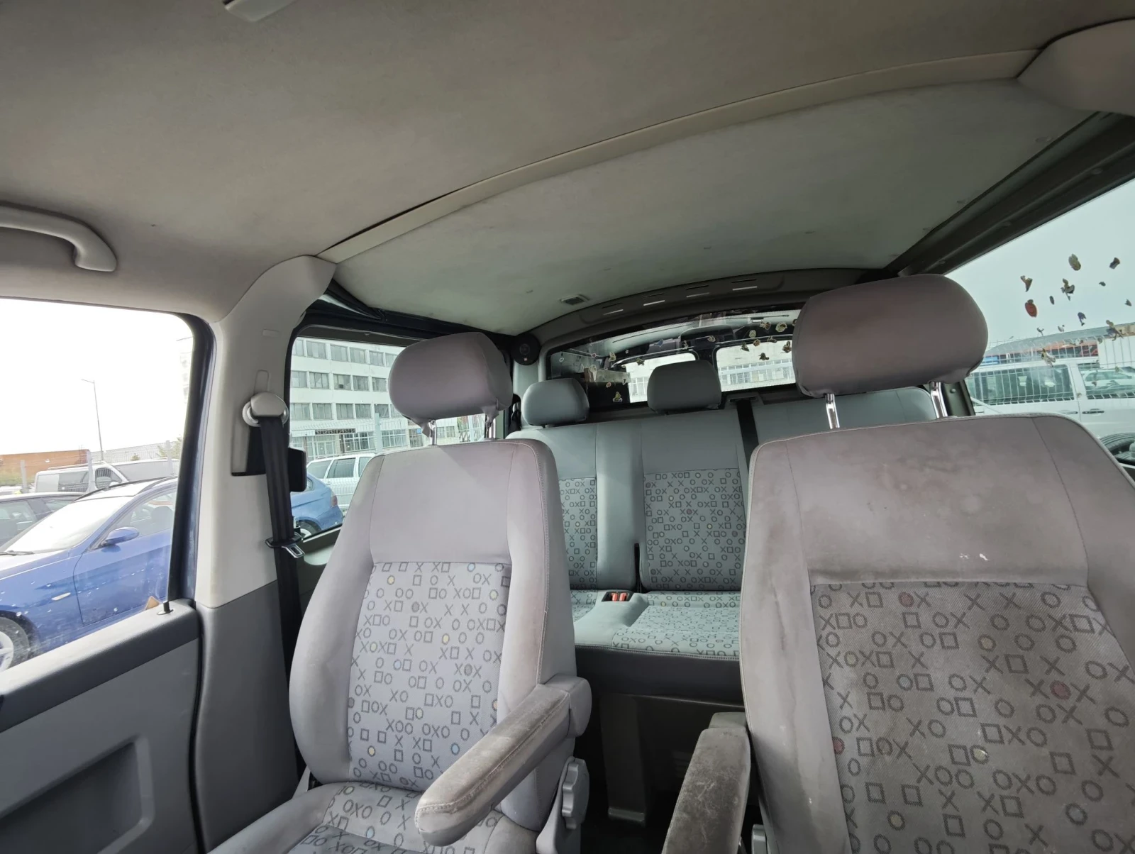VW T5 2.5, снимка 10 - Бусове и автобуси - 56227875
