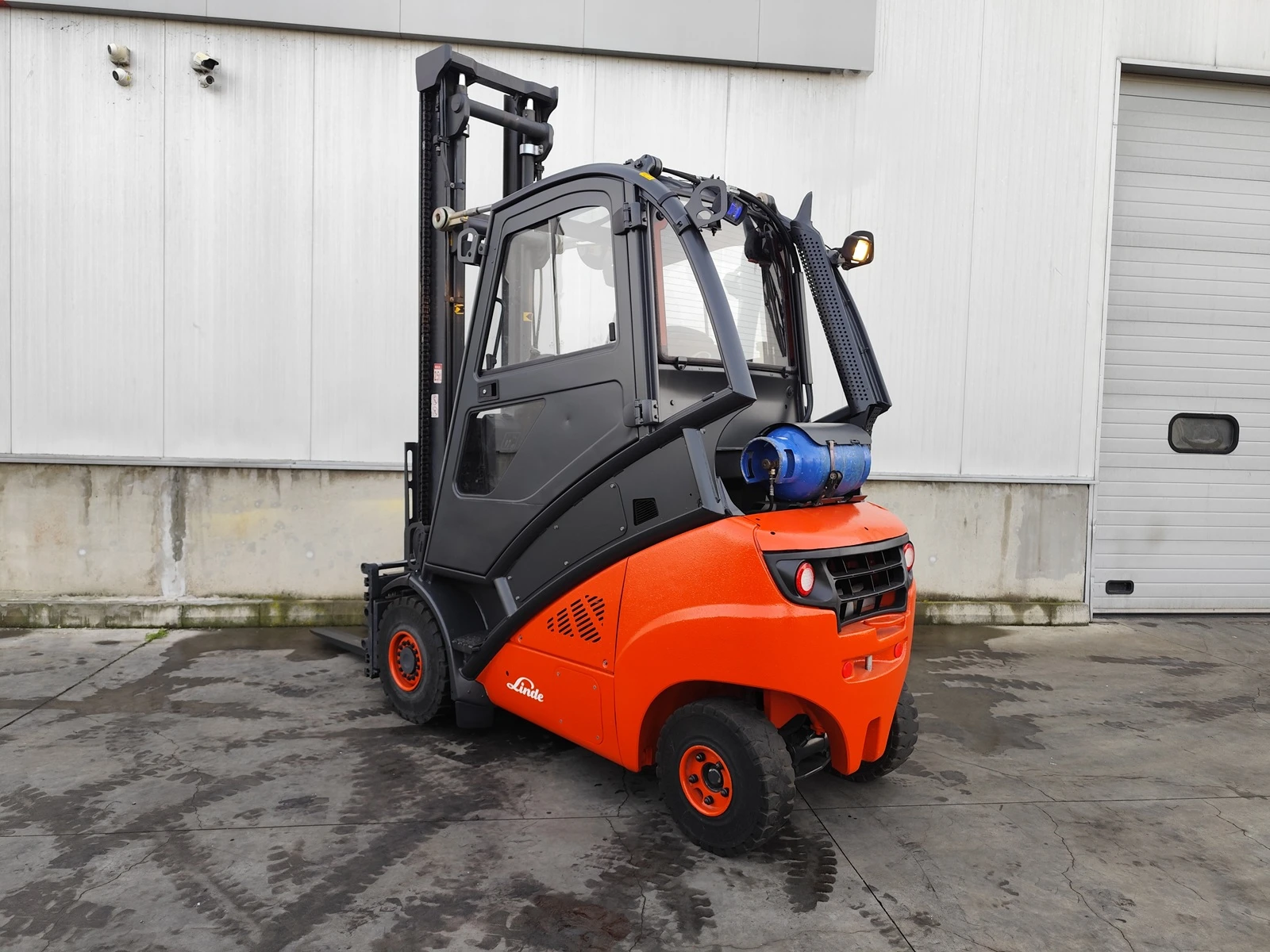 ������� Linde Volkswagen - ����� | Mobile.bg � ����������� 8