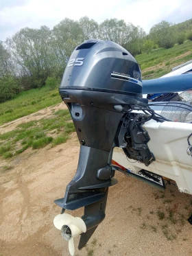 Обява за продажба на Извънбордов двигател Yamaha 25hp/2017г./Дълъг/Ел.Хидравлика/щамбайн/отличен ~5 900 лв. - изображение 4