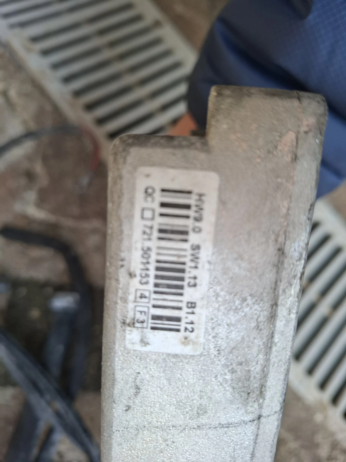  /  1    | Mobile.bg   7