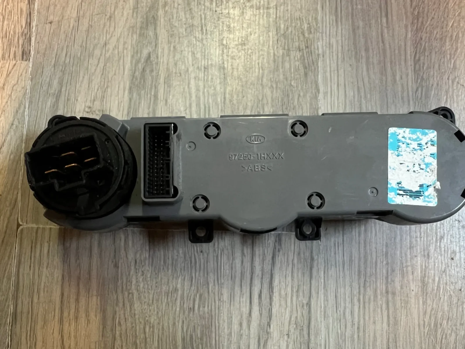 97250-1HXXX ���������� ��������  KIA CEED 2006-2012 97250-1HXXX  | Mobile.bg � ����������� 3