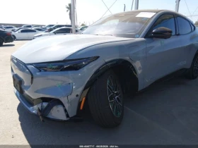 Ford Mustang Mach-E Premium RWD, снимка 10