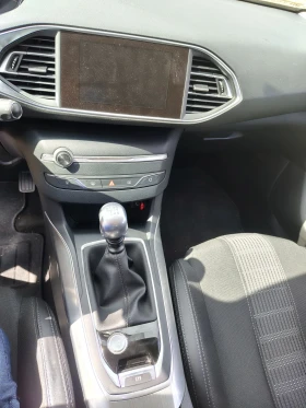 Peugeot 308 1.2 Pure Tech, снимка 11