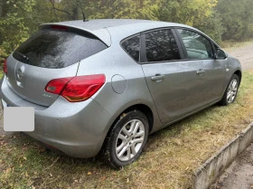 Opel Astra 1.4 Бензин 93 000 км, снимка 3