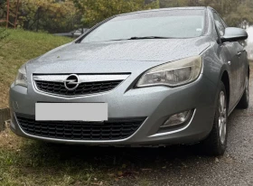 Opel Astra 1.4 Бензин 93 000 км, снимка 4