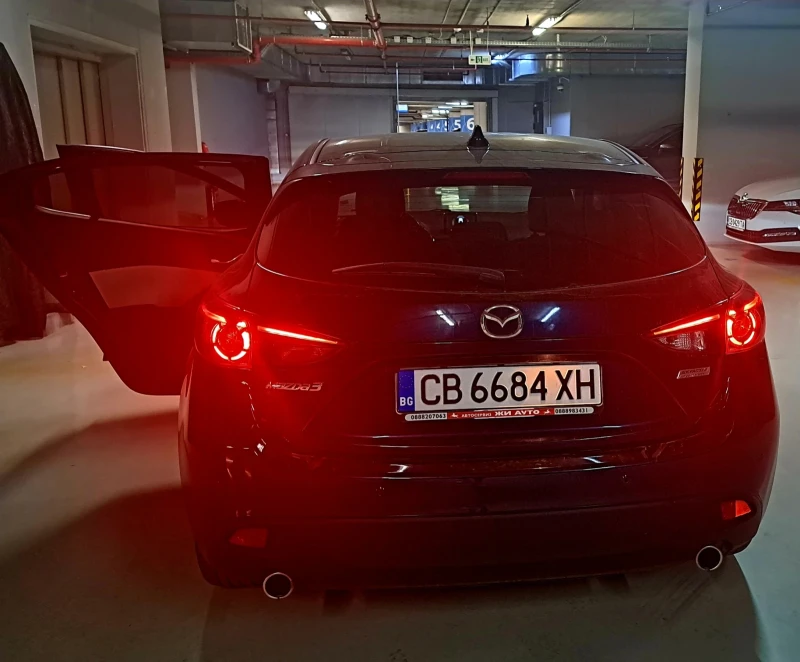 Mazda 3, снимка 5 - Автомобили и джипове - 46993155