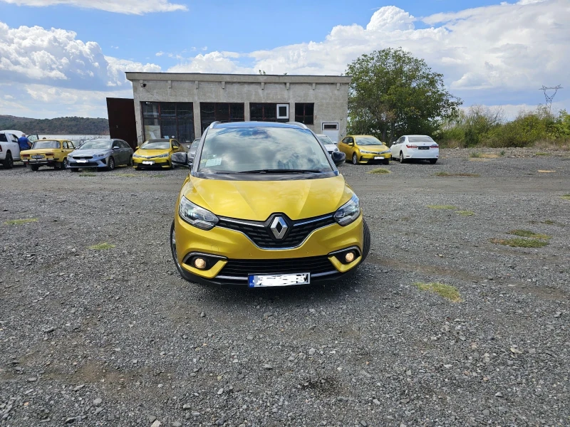 Renault Grand scenic 7 места, снимка 2 - Автомобили и джипове - 47133844