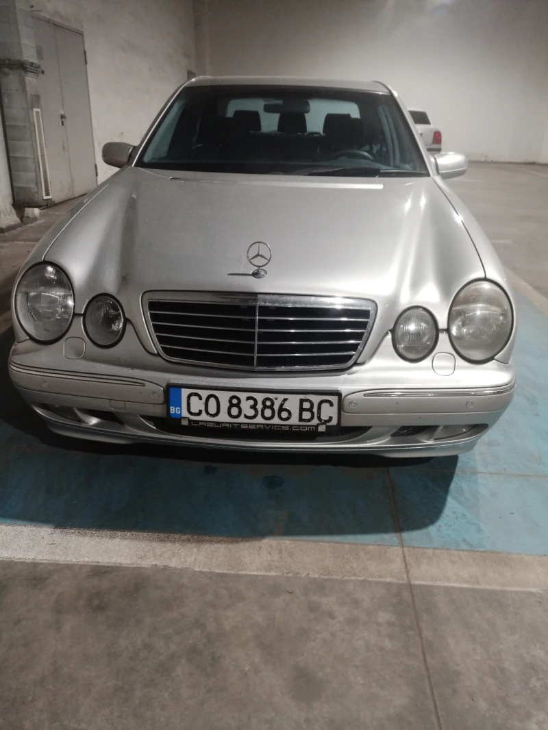 Mercedes-Benz E 270 W210, снимка 8 - Автомобили и джипове - 47188556