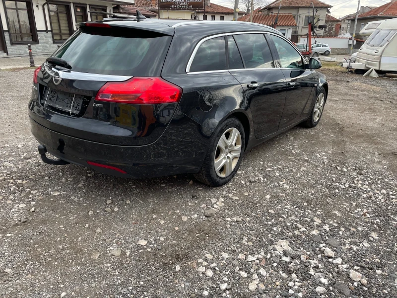 Opel Insignia 2.0CDTI SPORTS TOURER , снимка 4 - Автомобили и джипове - 48810402