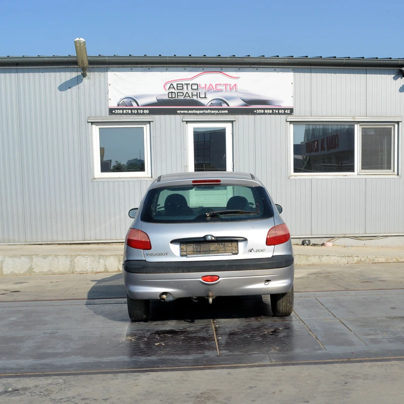 Peugeot 206 1.1 i, снимка 4 - Автомобили и джипове - 51136019