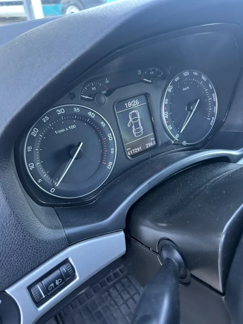 Skoda Octavia Scaut, снимка 2 - Автомобили и джипове - 52647203