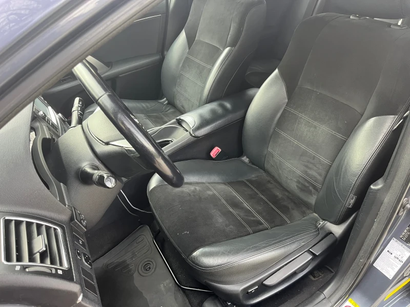 Toyota Avensis 2.0 D4D camera navi csenon , снимка 10 - Автомобили и джипове - 53289046