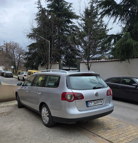 VW Passat, снимка 7 - Автомобили и джипове - 53938825