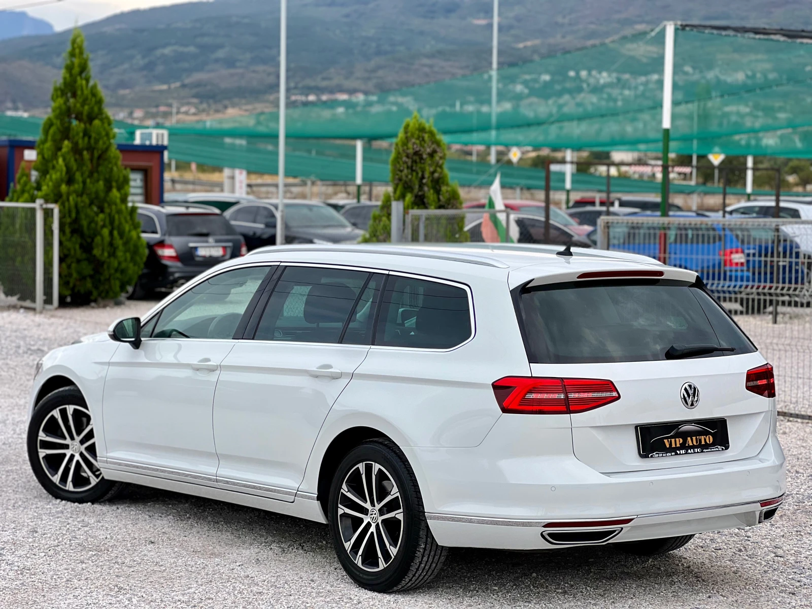 VW Passat 2.0TDI HIGHLINE  - изображение 6