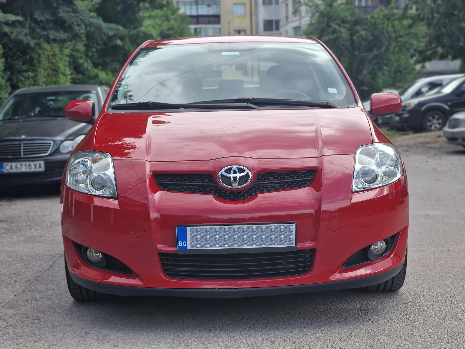 Toyota Auris  - изображение 2