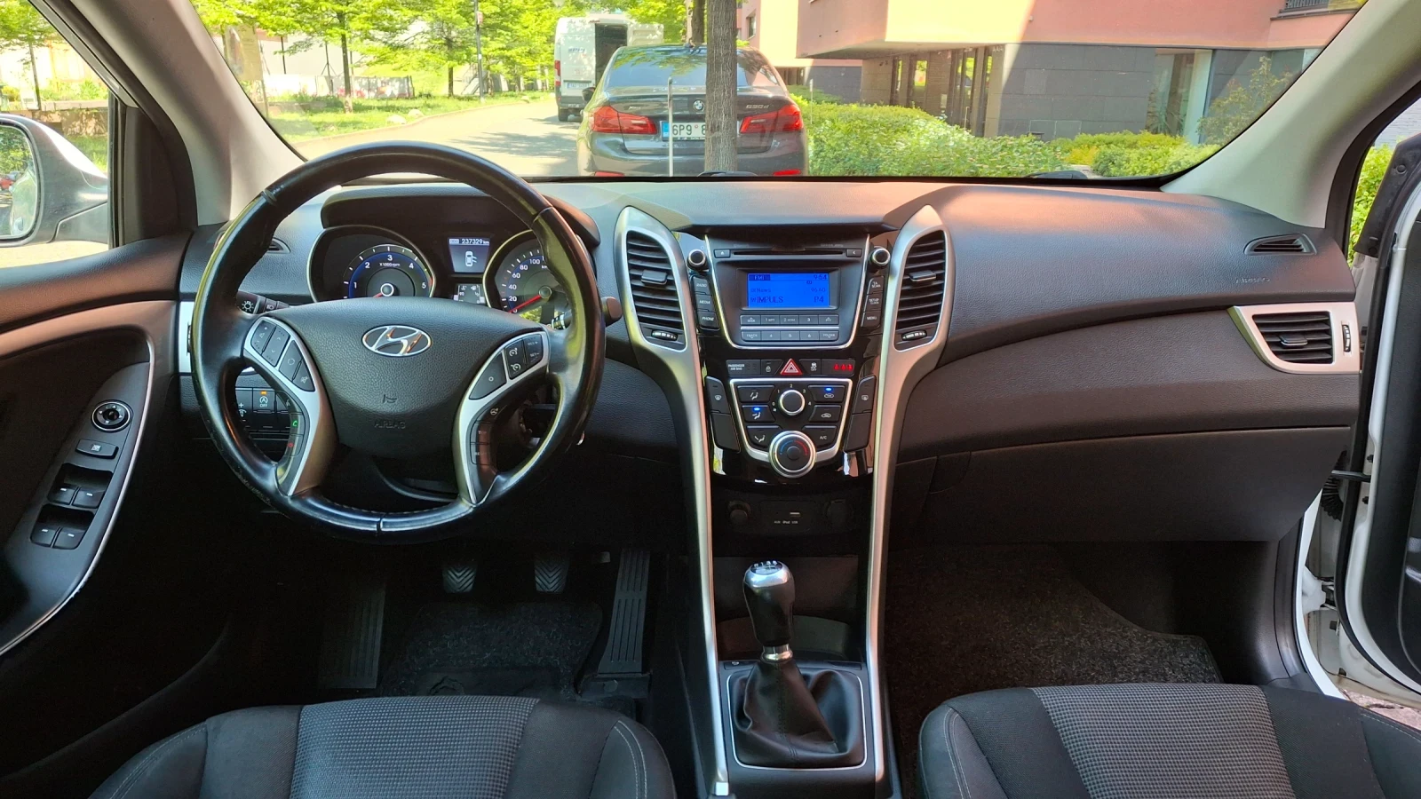 Hyundai I30 1.6 CRDI / Facelift / 110  / Euro 6  | Mobile.bg   11