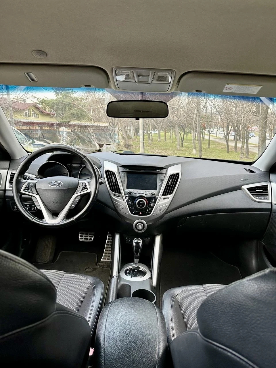 Hyundai Veloster   - изображение 10