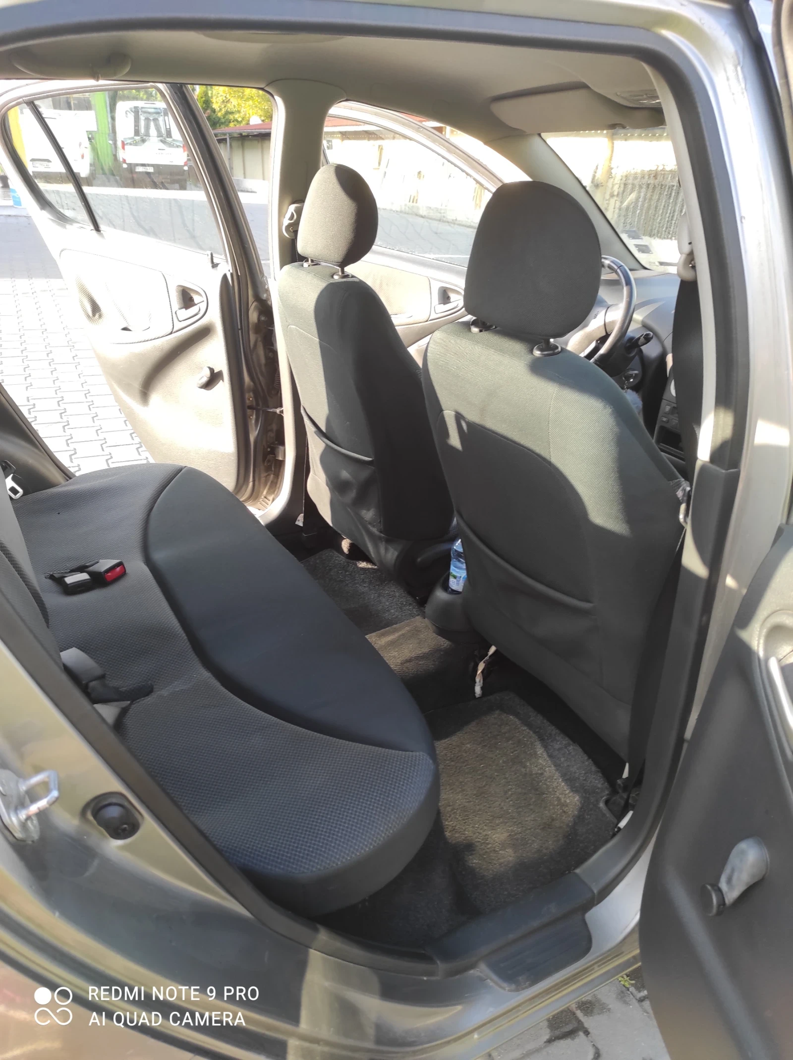 Toyota Yaris  - изображение 10