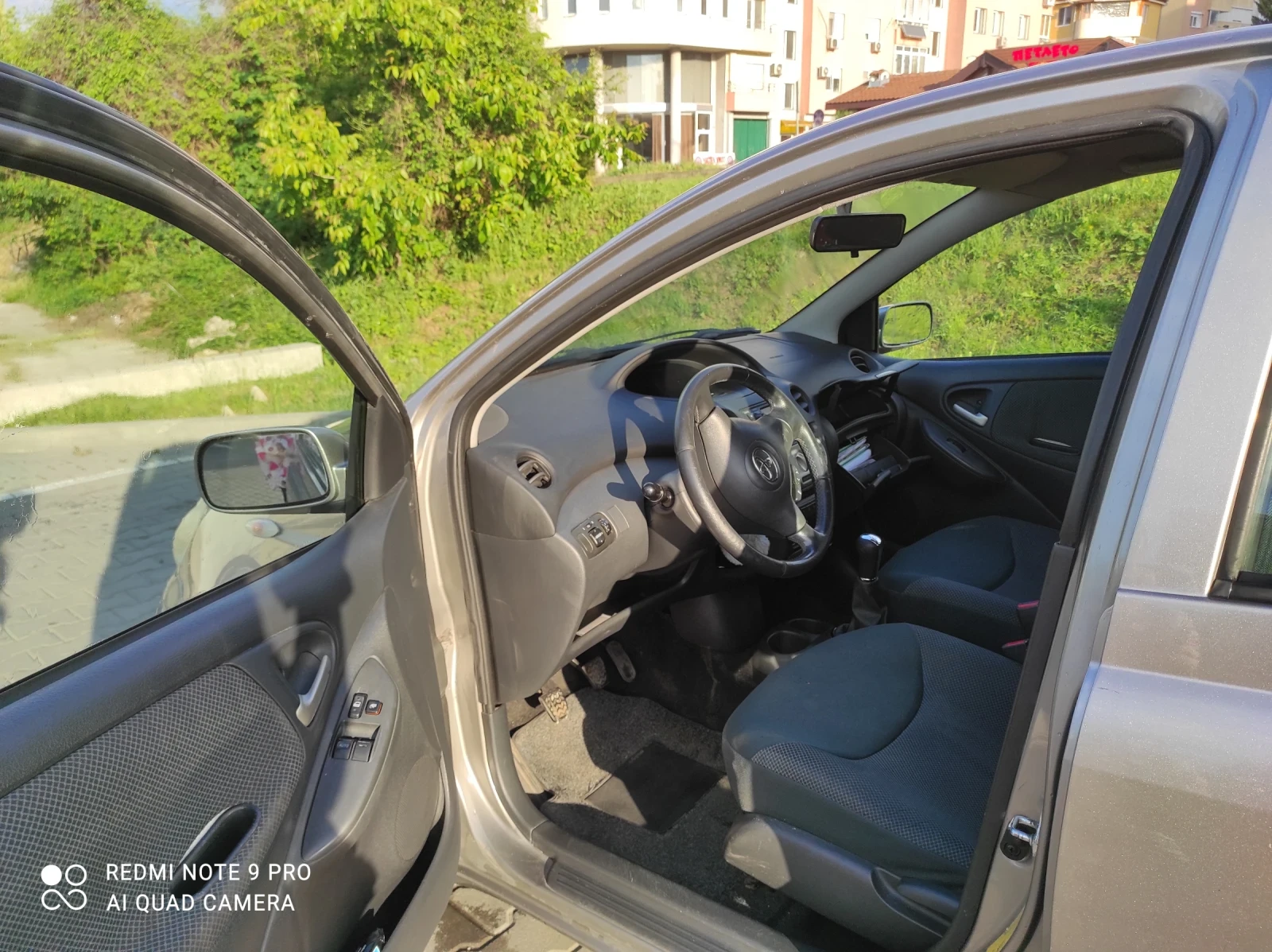 Toyota Yaris  - изображение 5