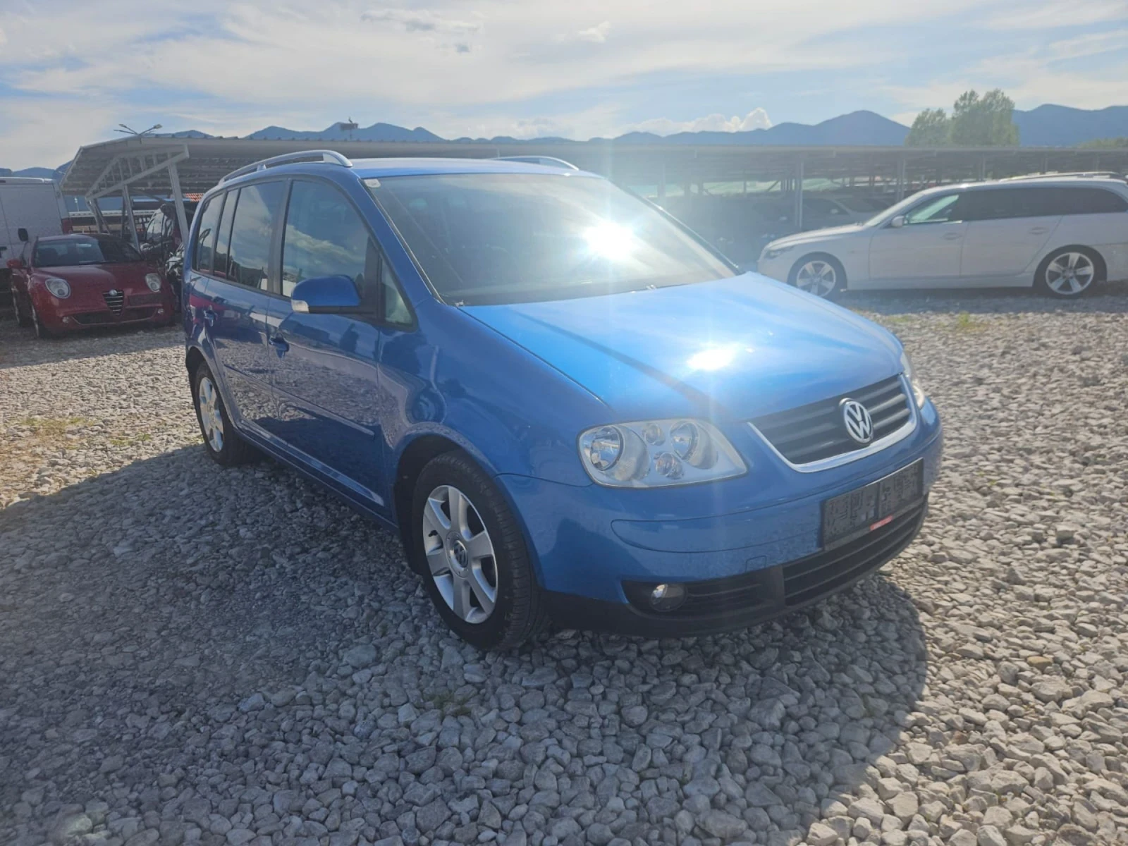 VW Touran * klima* navi*  - изображение 2