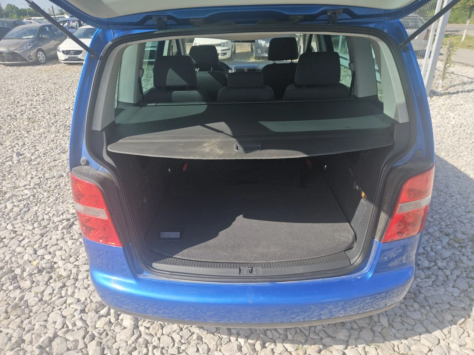 VW Touran * klima* navi*  - изображение 5