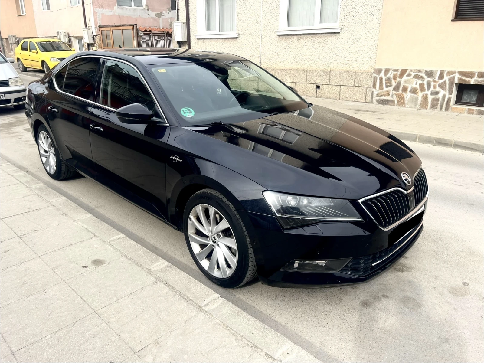 Skoda Superb 2.0 150 автомат 6 скорости - изображение 4