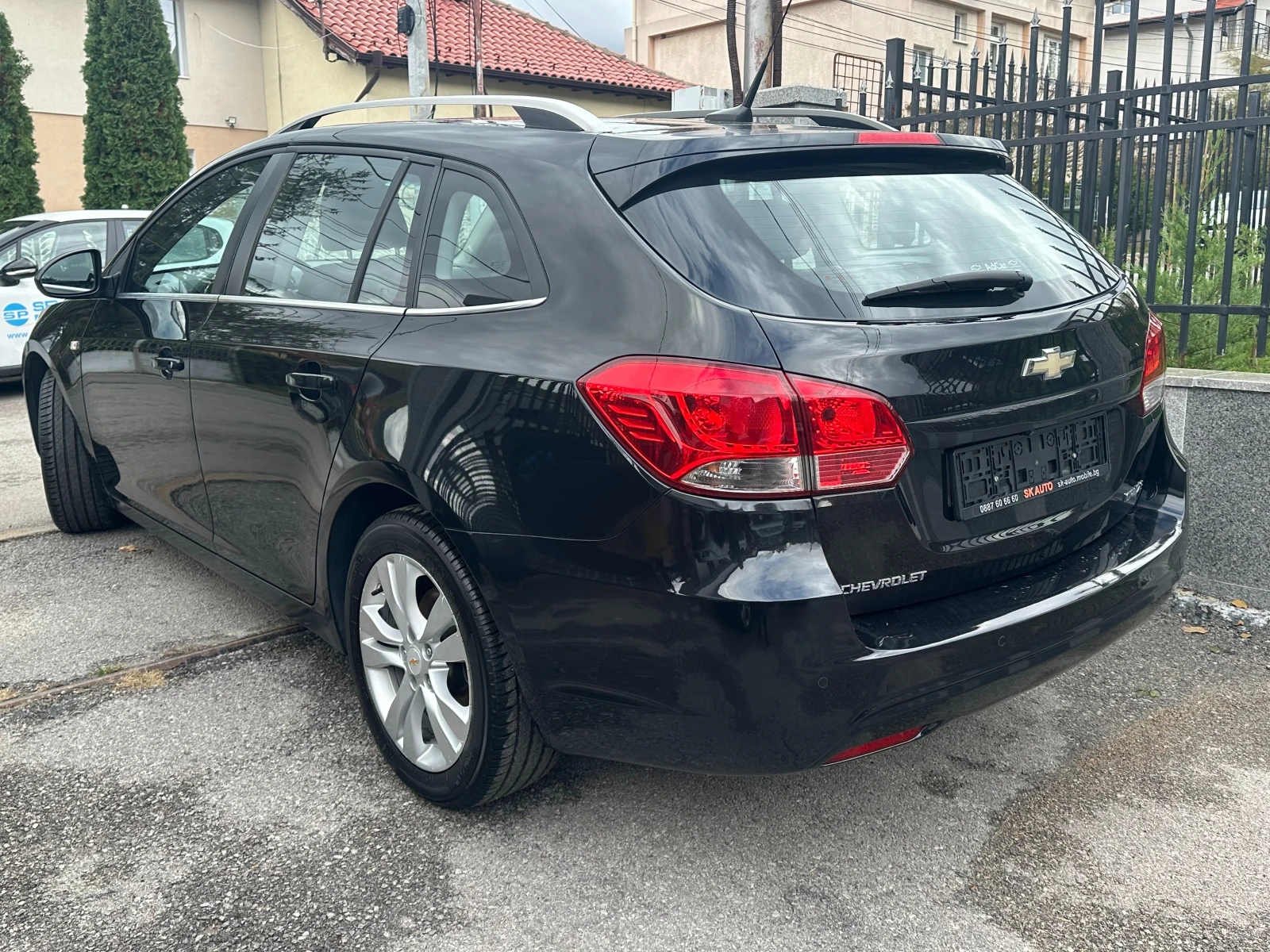 Chevrolet Cruze 1.7CDTI-110000km-FULL-NAVI-КОЖА-EURO5B-PDC-CAMERA - изображение 4