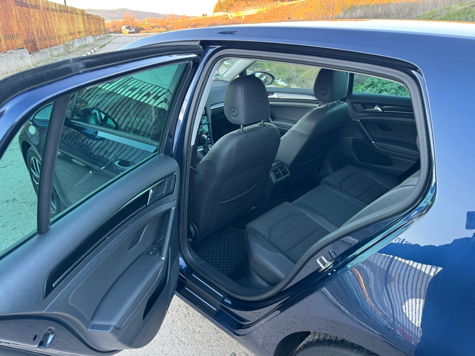 VW Golf 2.0TDI DSG HIGHLINE DISTRONIC  | Mobile.bg � ����������� 7