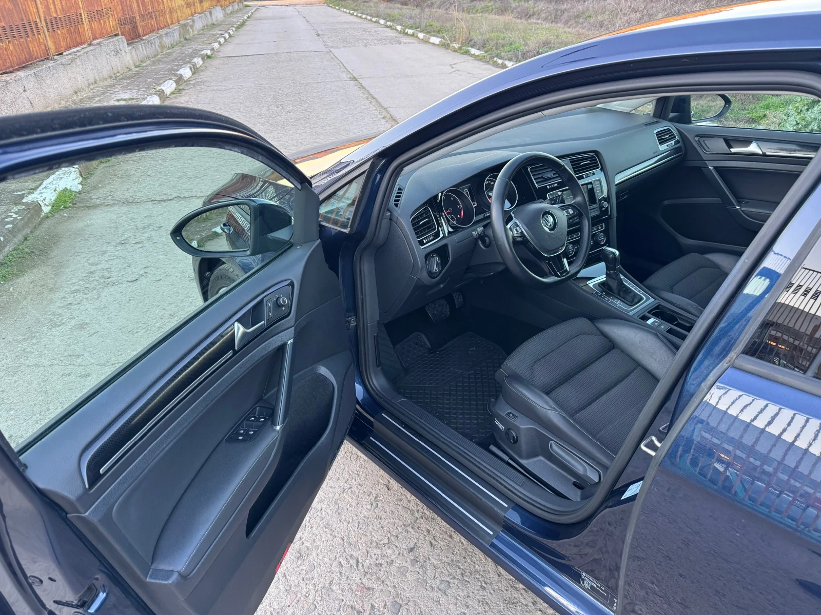 VW Golf 2.0TDI DSG HIGHLINE DISTRONIC  | Mobile.bg � ����������� 5