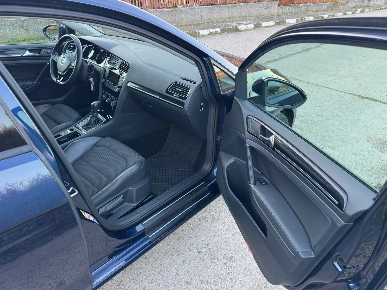 VW Golf 2.0TDI DSG HIGHLINE DISTRONIC  | Mobile.bg � ����������� 9