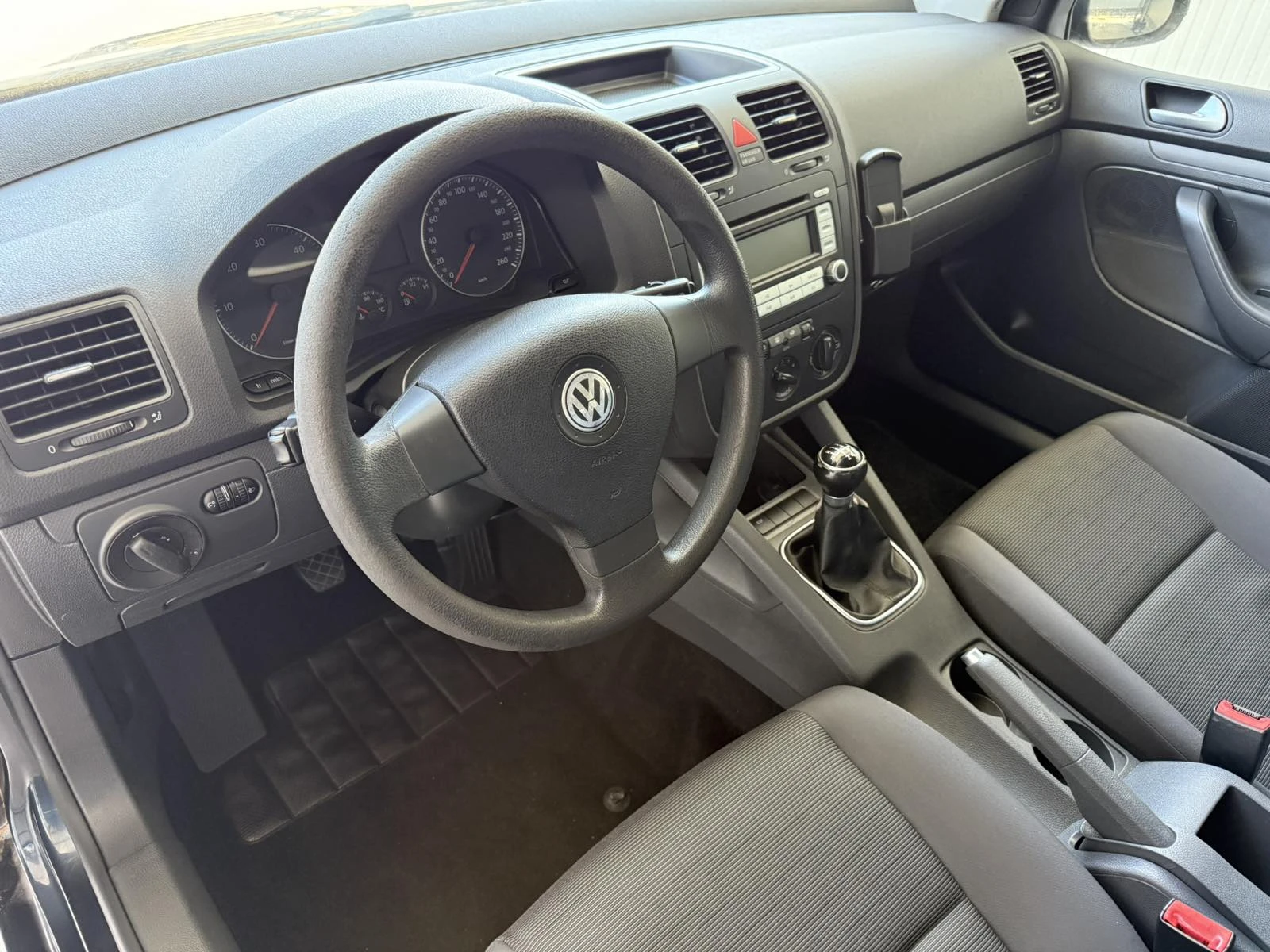 VW Golf 5 1.9TDI  6-�������� | Mobile.bg � ����������� 8