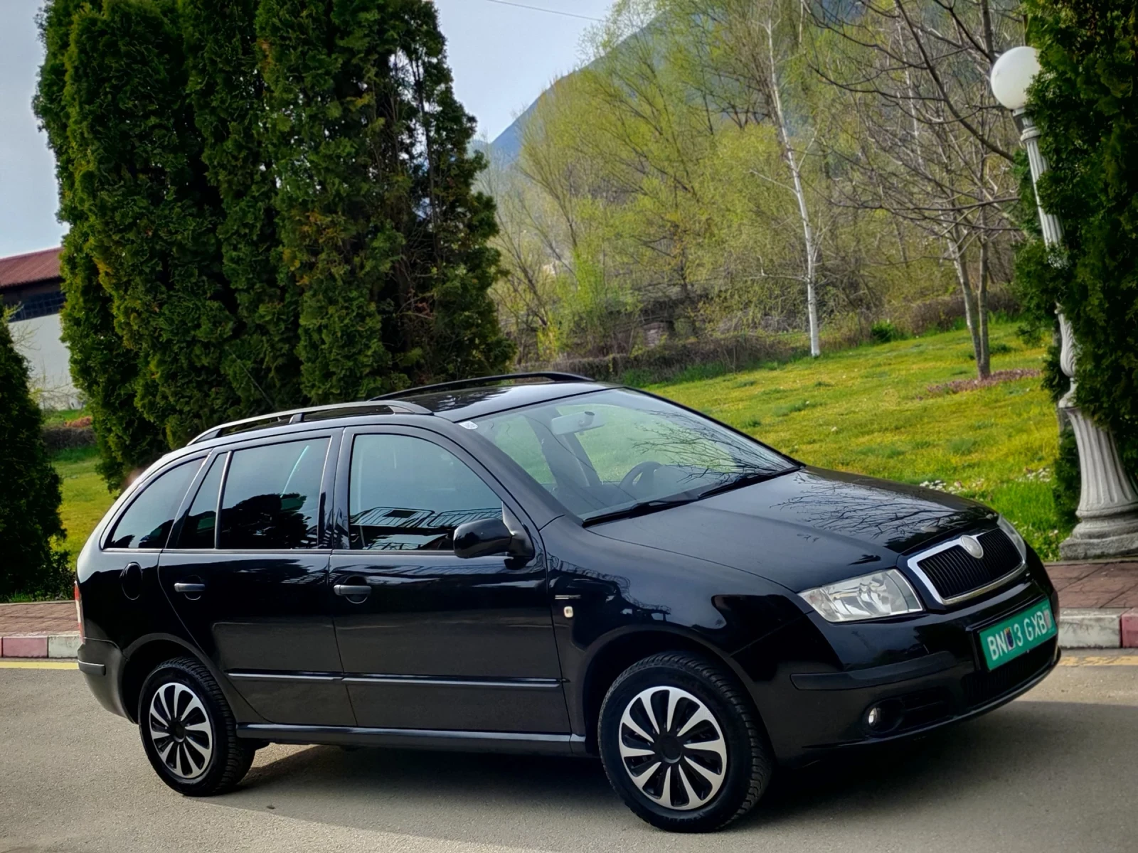 Skoda Fabia 1.4I-16V(75)* FACELIFT* LIMITED-EDITION* , снимка 8 - Автомобили и джипове - 54182749