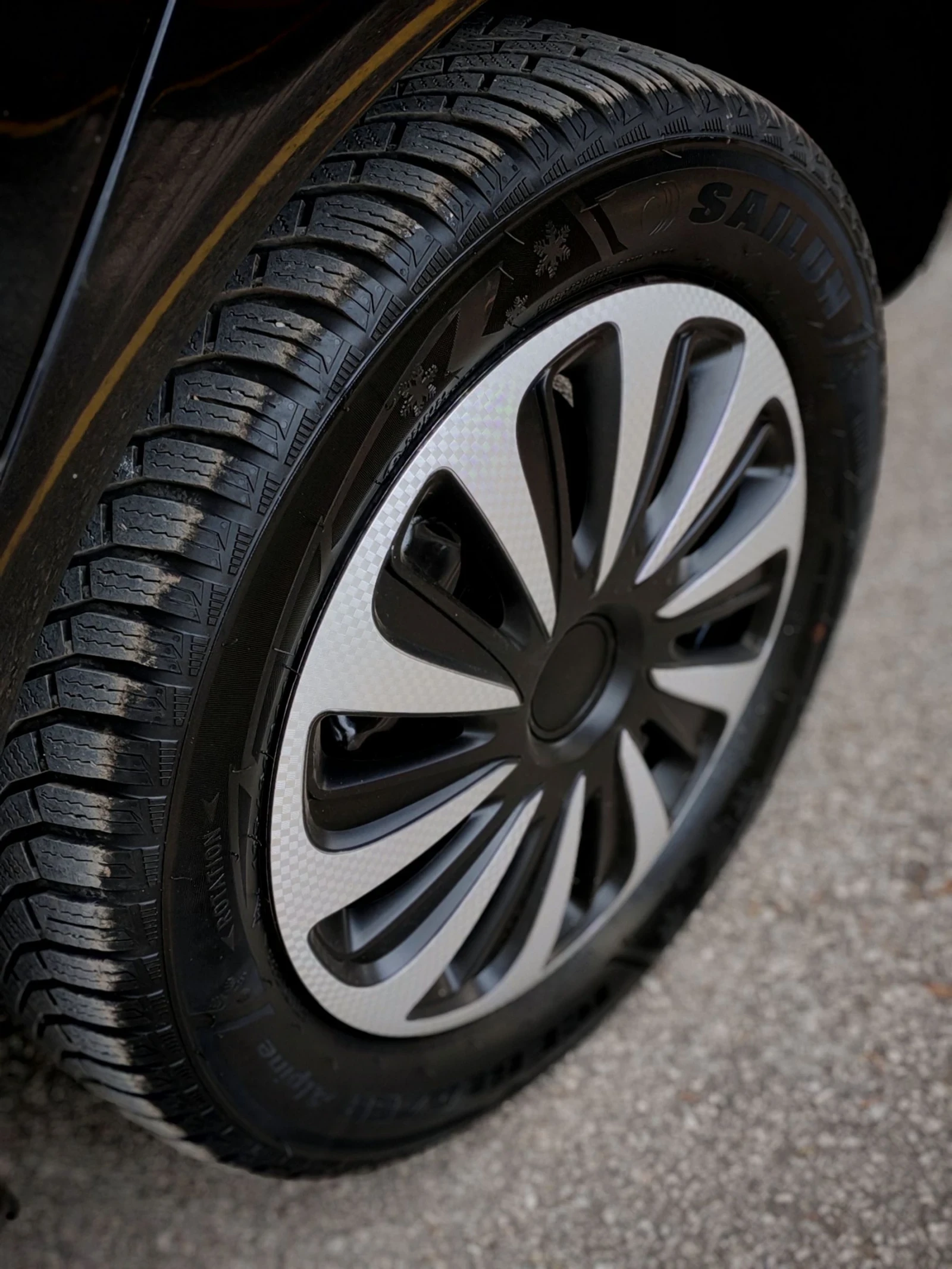 Skoda Fabia 1.4I-16V(75)* FACELIFT* LIMITED-EDITION* , снимка 17 - Автомобили и джипове - 54182749