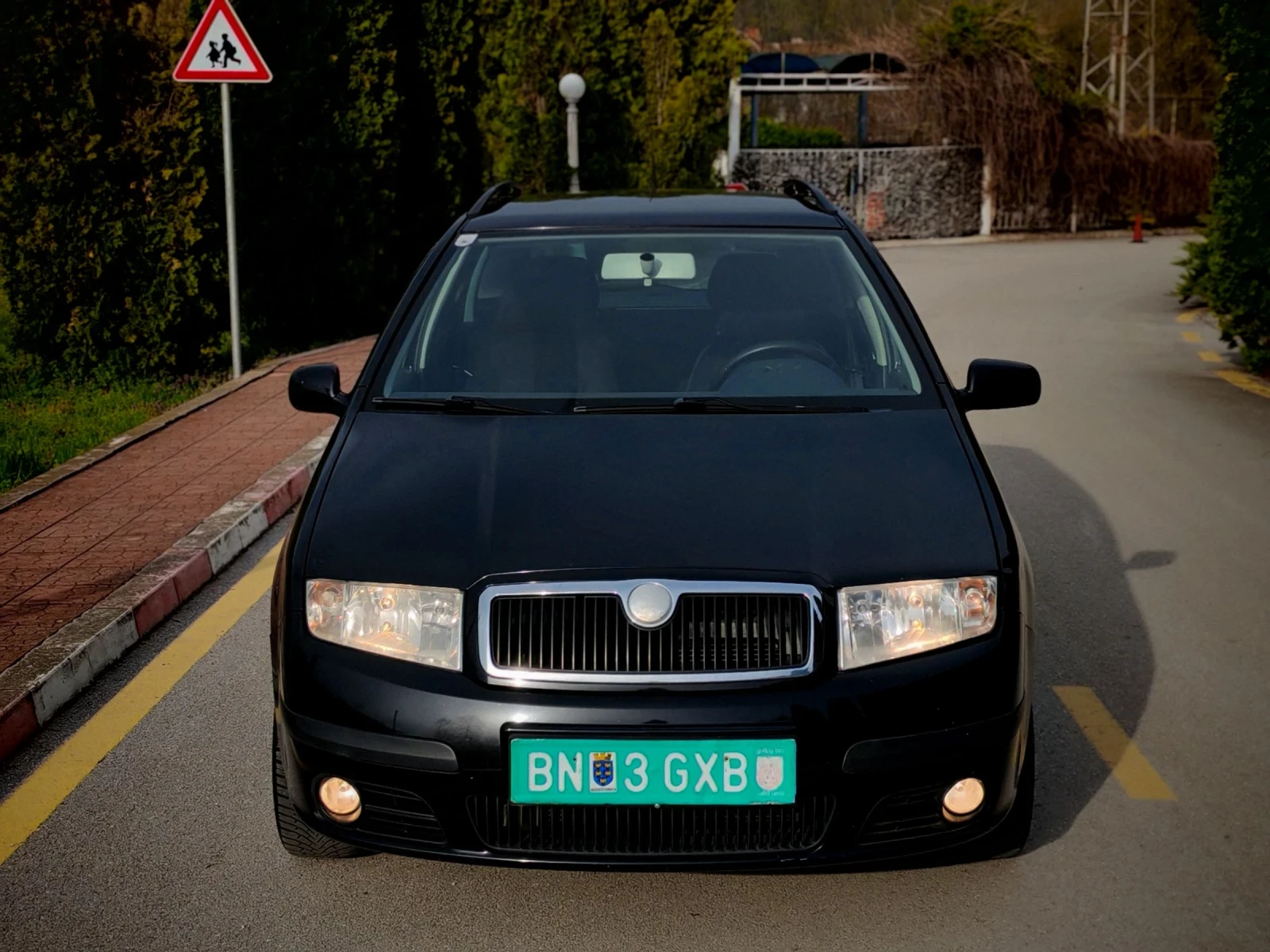Skoda Fabia 1.4I-16V(75)* FACELIFT* LIMITED-EDITION* , снимка 10 - Автомобили и джипове - 54182749