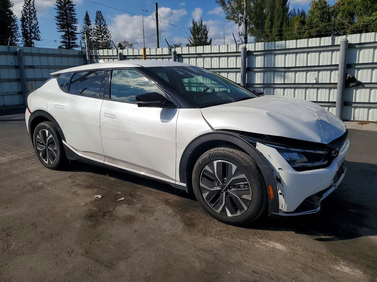 Kia EV6 Long Range RWD, снимка 4 - Автомобили и джипове - 54273334