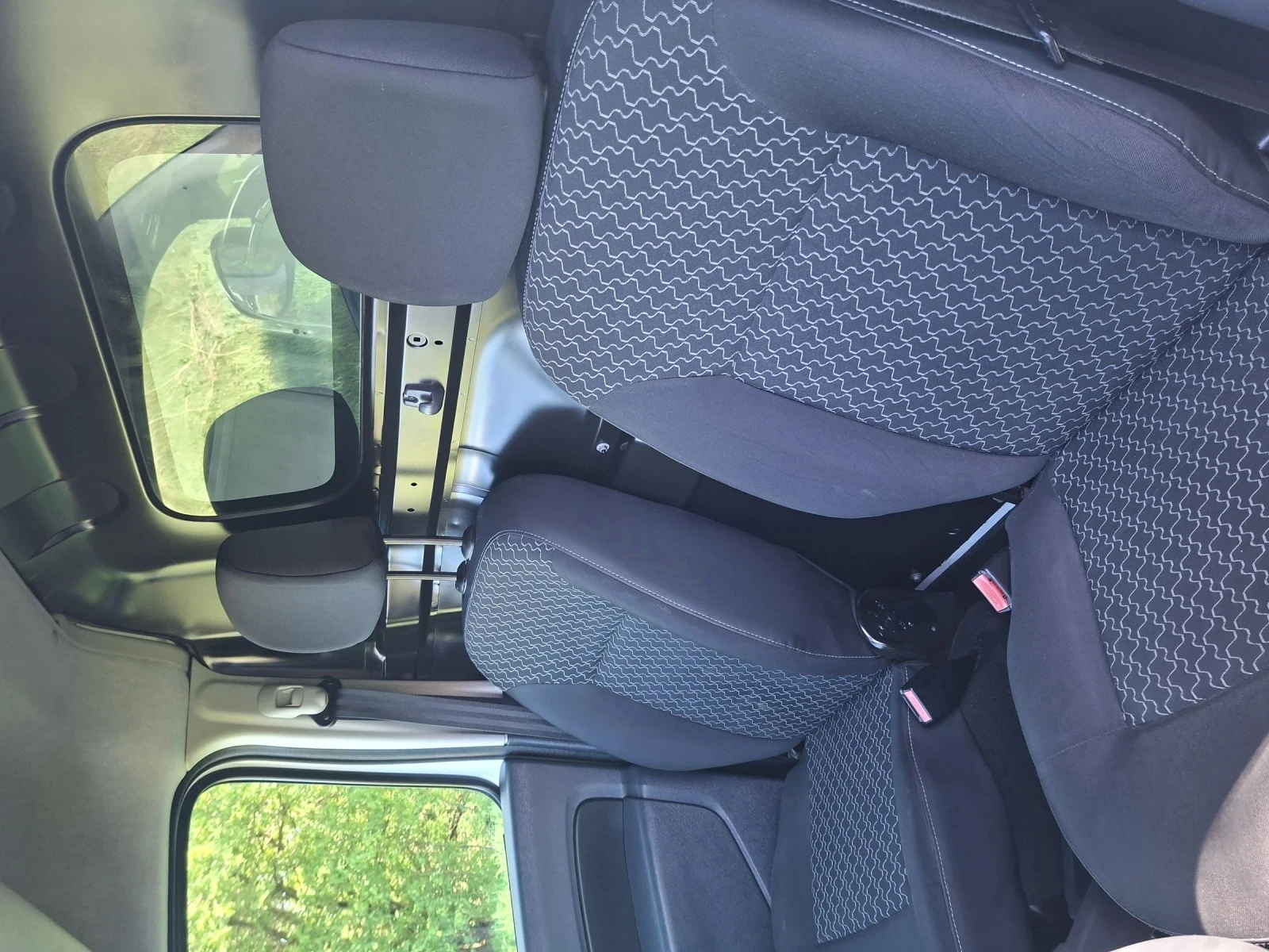 Renault Kangoo 1.5, снимка 5 - Автомобили и джипове - 54322338