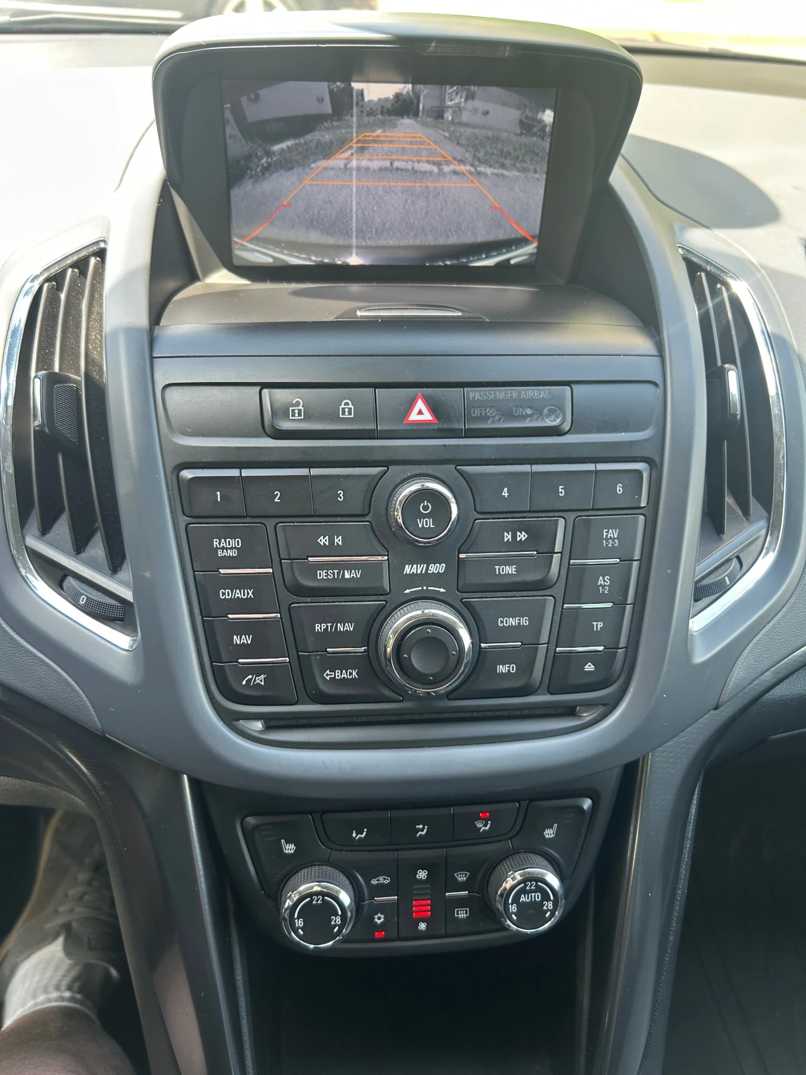 Opel Zafira BiTurbo, снимка 3 - Автомобили и джипове - 54620563