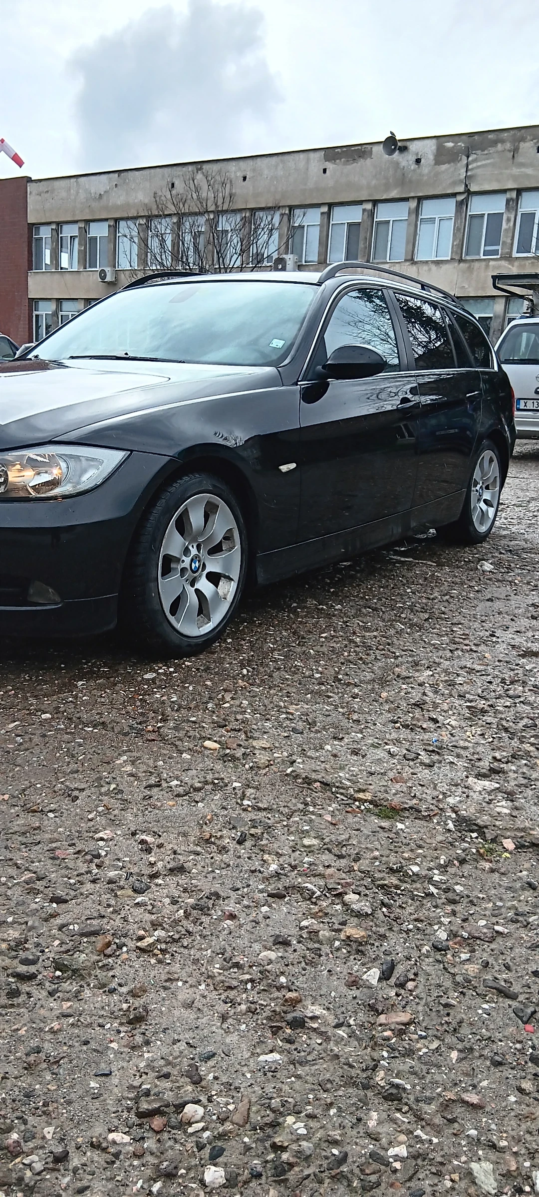 BMW 325 325 xDrive , снимка 2 - Автомобили и джипове - 54725341