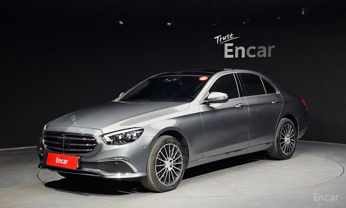 Mercedes-Benz E 300