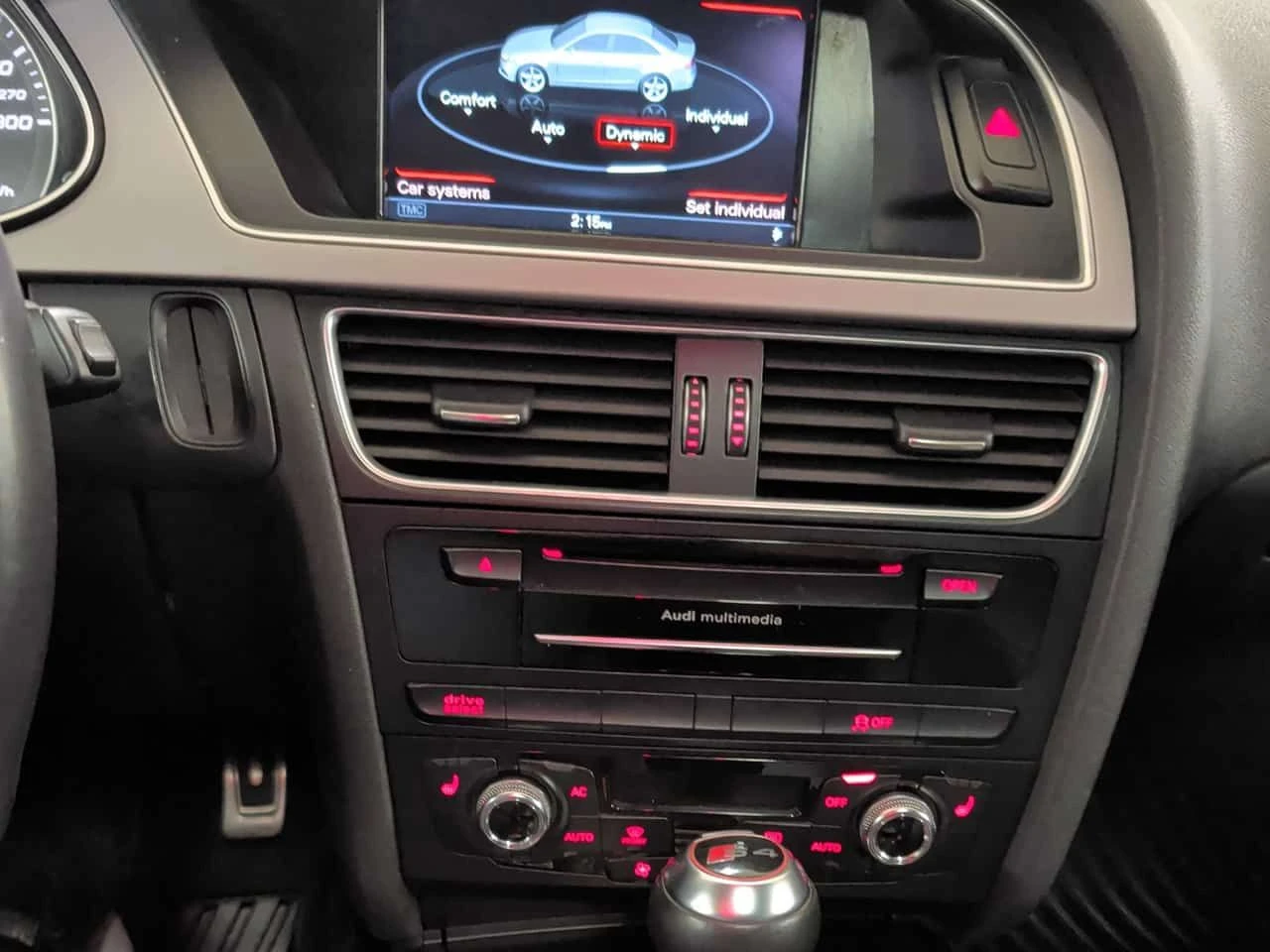 Audi S4 * Premium * CARFAX * ОПЦИЯ ЗА ФИНАНСИРАНЕ, снимка 9 - Автомобили и джипове - 54885455