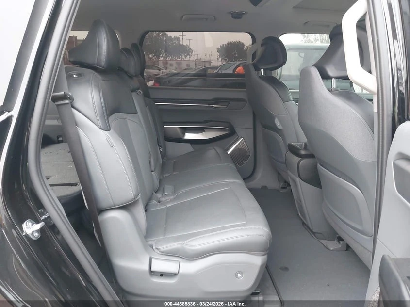 Kia EV9 Light Long Range, снимка 8 - Автомобили и джипове - 54906316