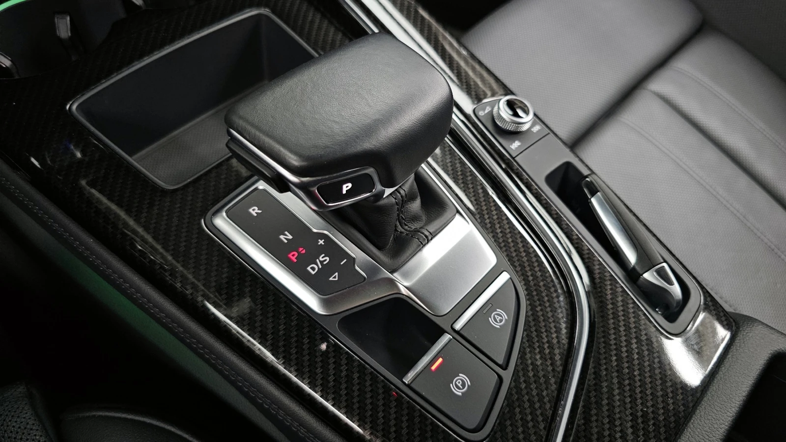 Audi A5 * 2.0* TFSI* HEADUP, снимка 10 - Автомобили и джипове - 55094956