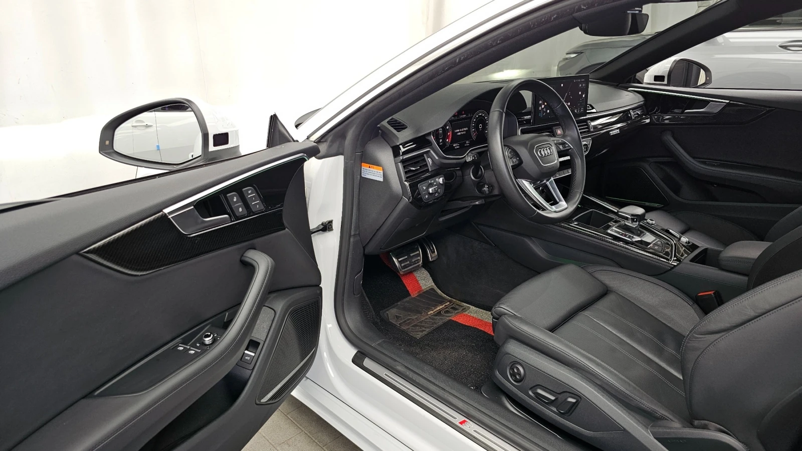 Audi A5 * 2.0* TFSI* HEADUP, снимка 12 - Автомобили и джипове - 55094956