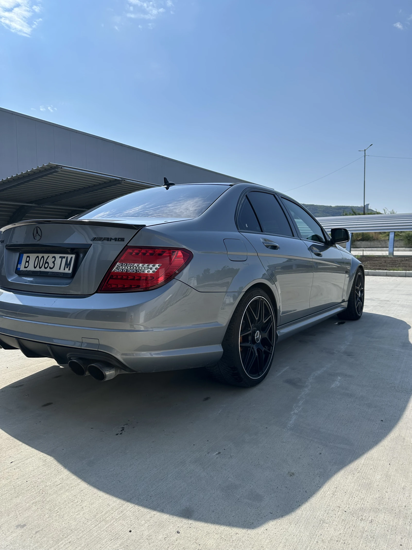 Mercedes-Benz C 63 AMG, снимка 7 - Автомобили и джипове - 55605257