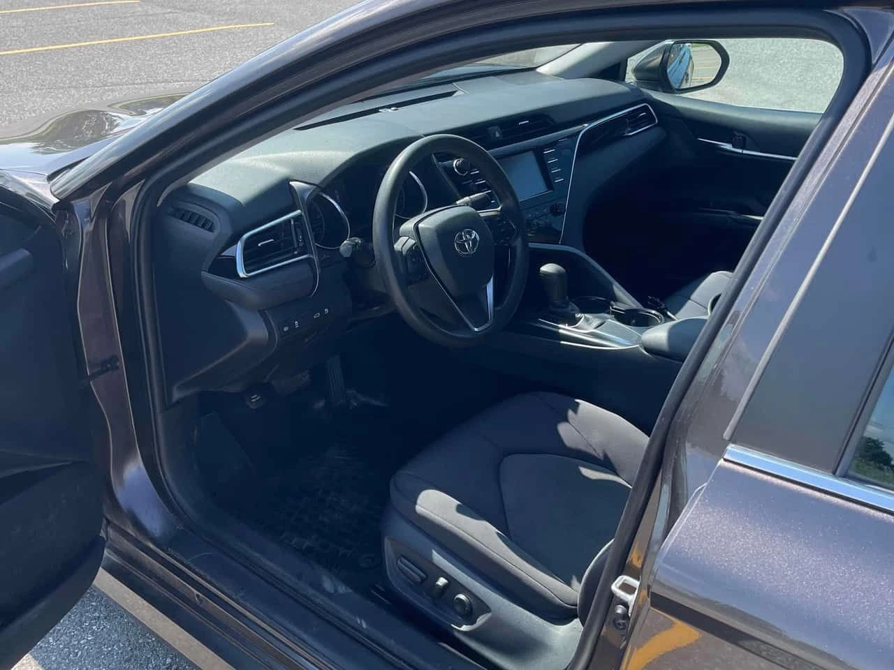 Toyota Camry * LE Auto * CARFAX * ОПЦИЯ ЗА ФИНАНСИРАНЕ, снимка 5 - Автомобили и джипове - 55631824