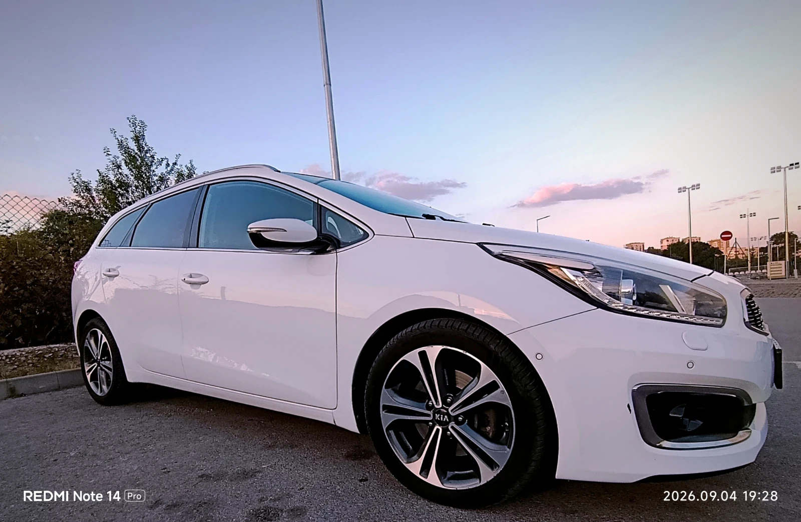 Kia Ceed, снимка 3 - Автомобили и джипове - 55963129