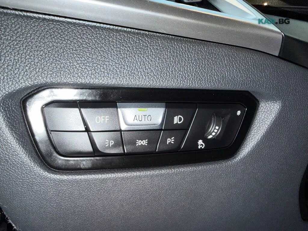 BMW 330 xDrive * АвтоКредит * (ЦЕНА ДО БГ), снимка 13 - Автомобили и джипове - 55973377